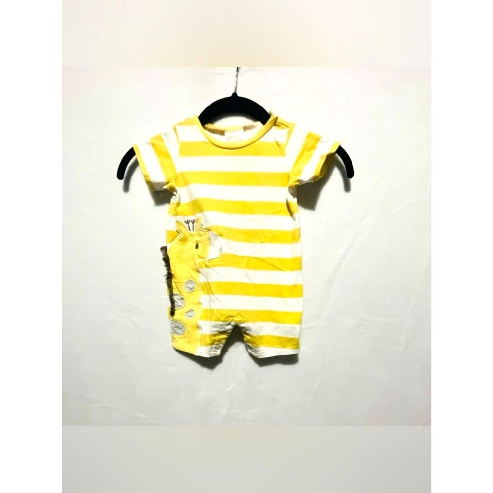 First Impressions Baby Boy Giraffe Striped Romper One-Piece Yellow White 3-6M